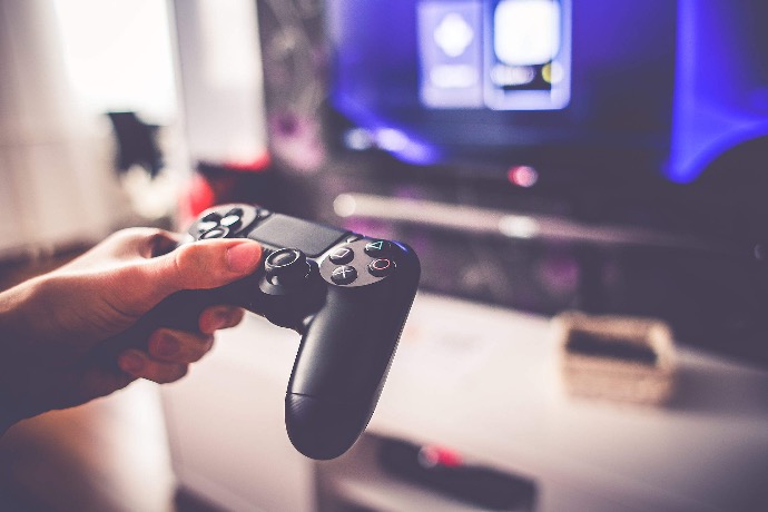 An Overview Of The Gaming Industry And Ways To Invest In IT